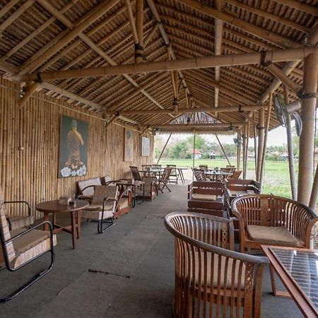 Oyo 2380 Alea Guesthouse Muntilan Kültér fotó