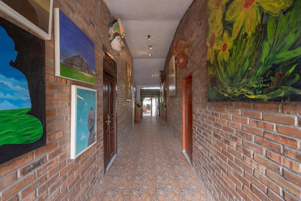 Oyo 2380 Alea Guesthouse Muntilan Kültér fotó